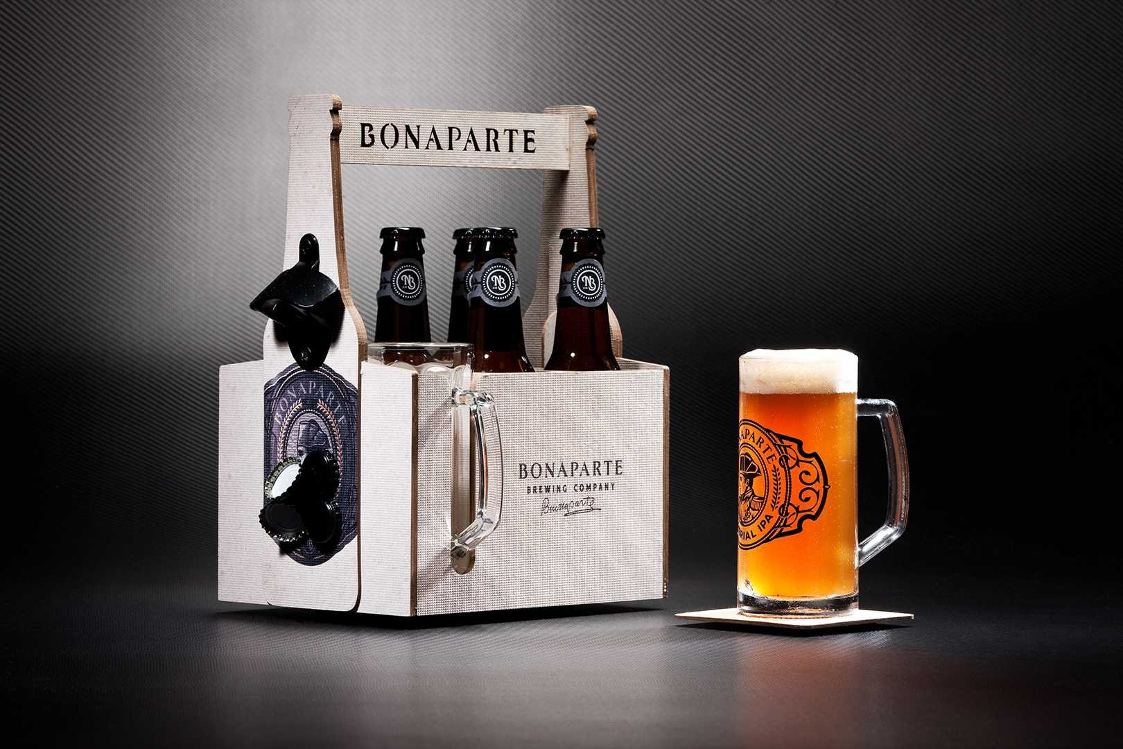BONAPARTE — Nosilec za štiri steklenice in dva vrča